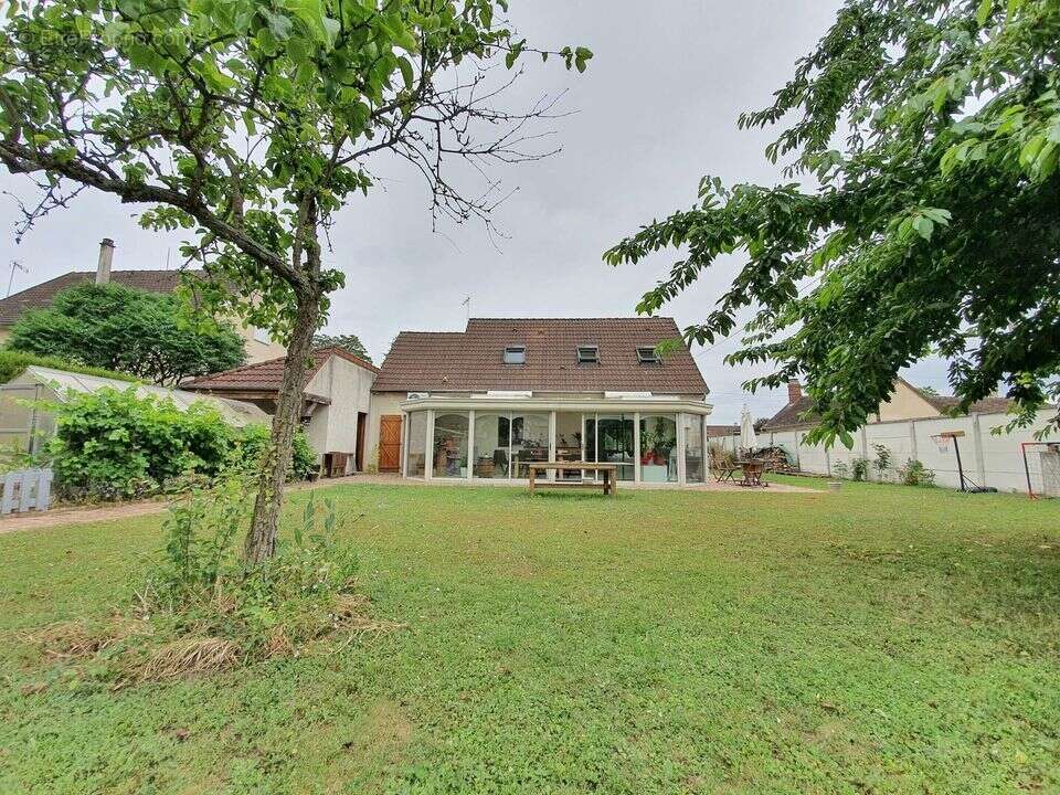 Maison à DONNEMARIE-DONTILLY