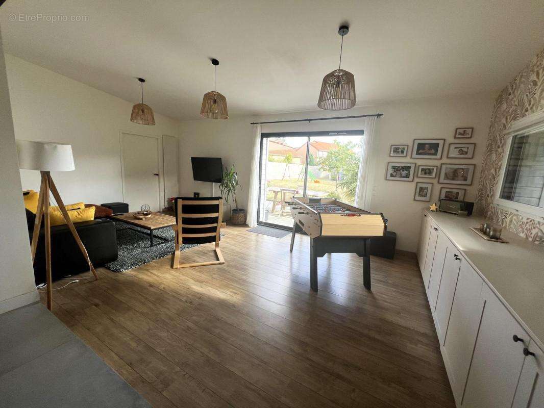 Maison à SAINT-LEGER-SOUS-CHOLET