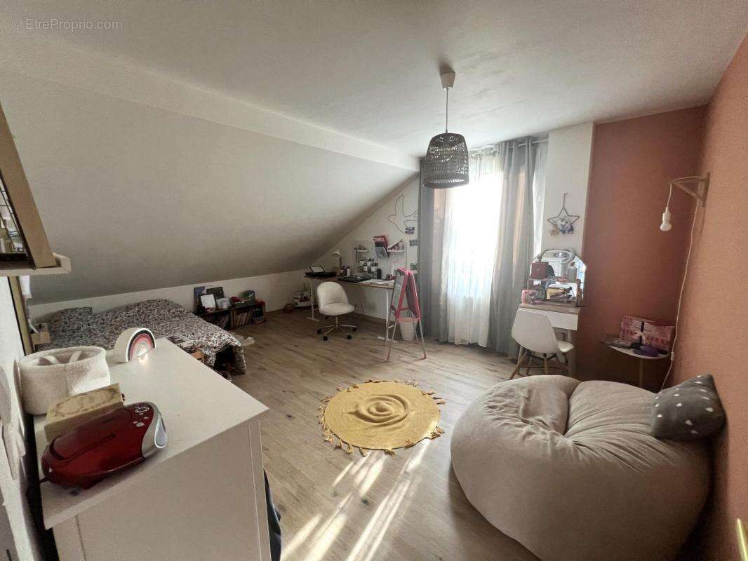 Maison à SAINT-LEGER-SOUS-CHOLET