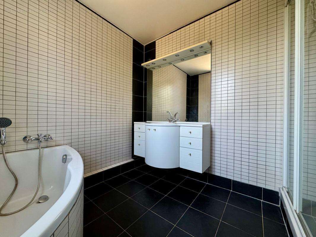 Maison à MAROLLES-EN-HUREPOIX