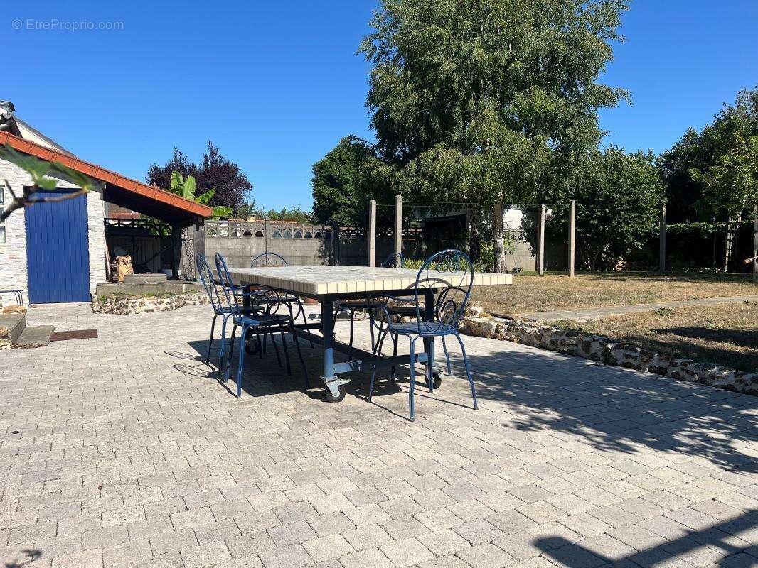 Maison à MAROLLES-EN-HUREPOIX