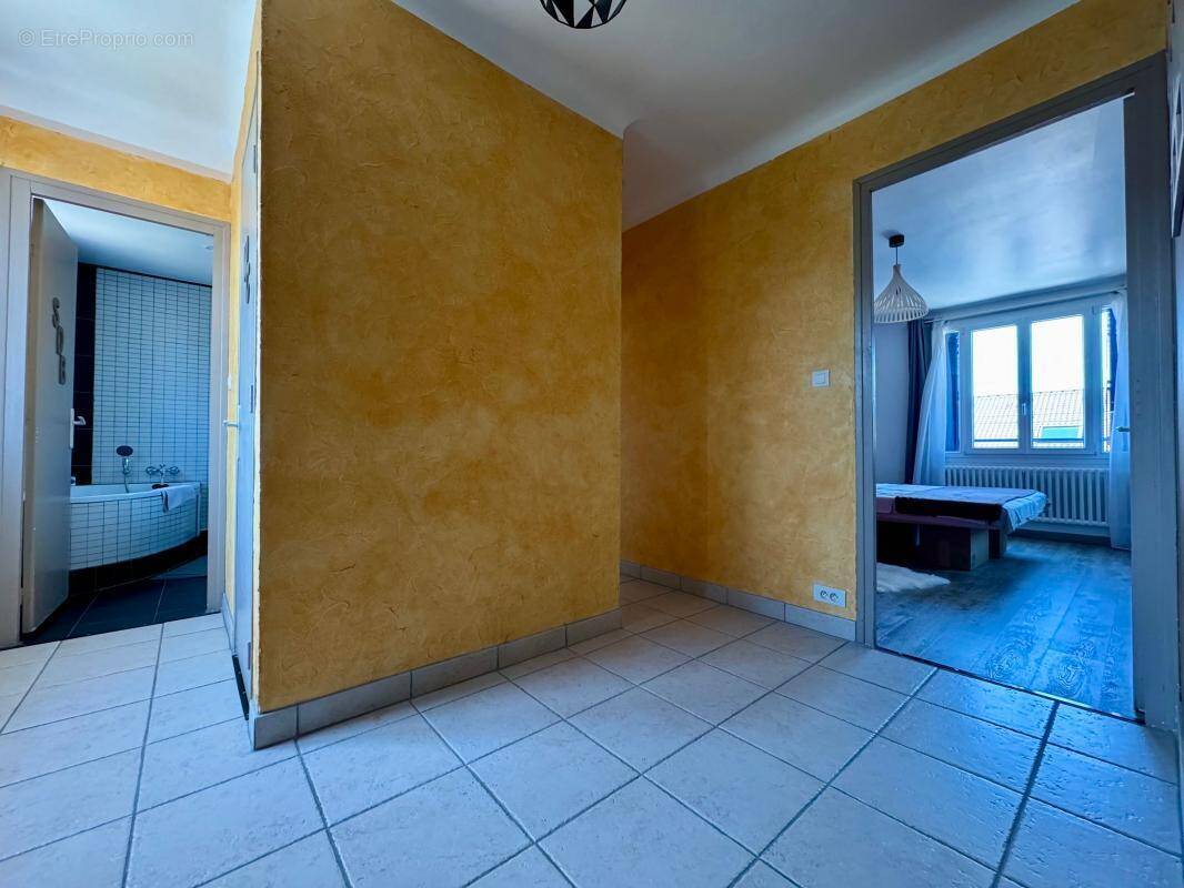 Maison à MAROLLES-EN-HUREPOIX