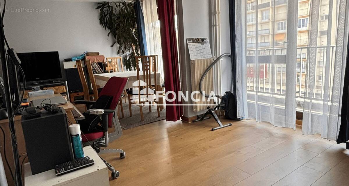 Appartement à JUVISY-SUR-ORGE