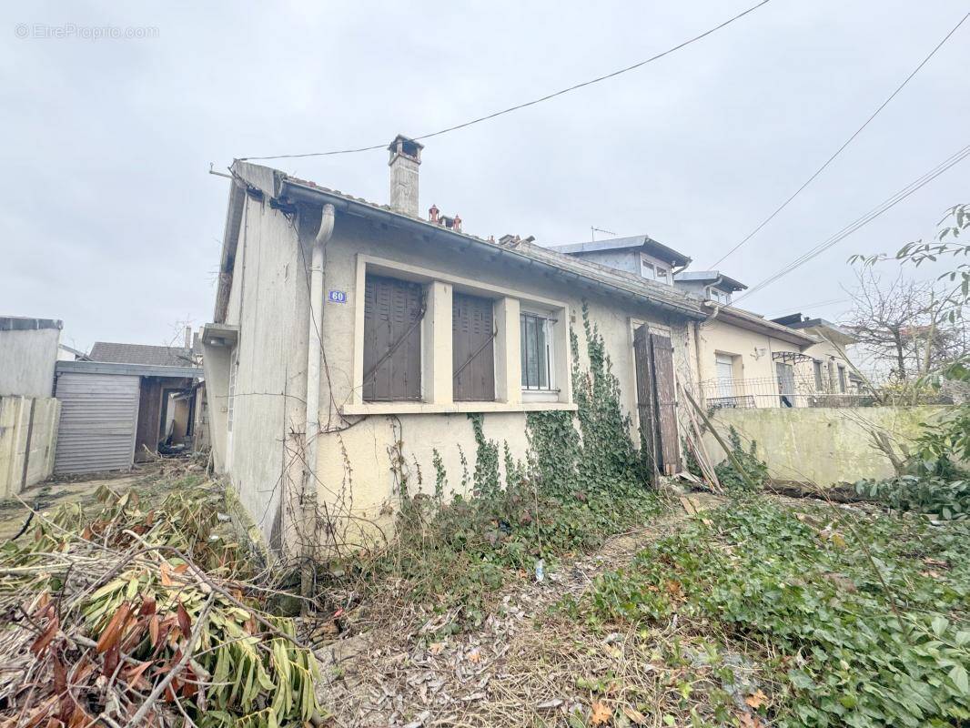 Maison à LE BLANC-MESNIL