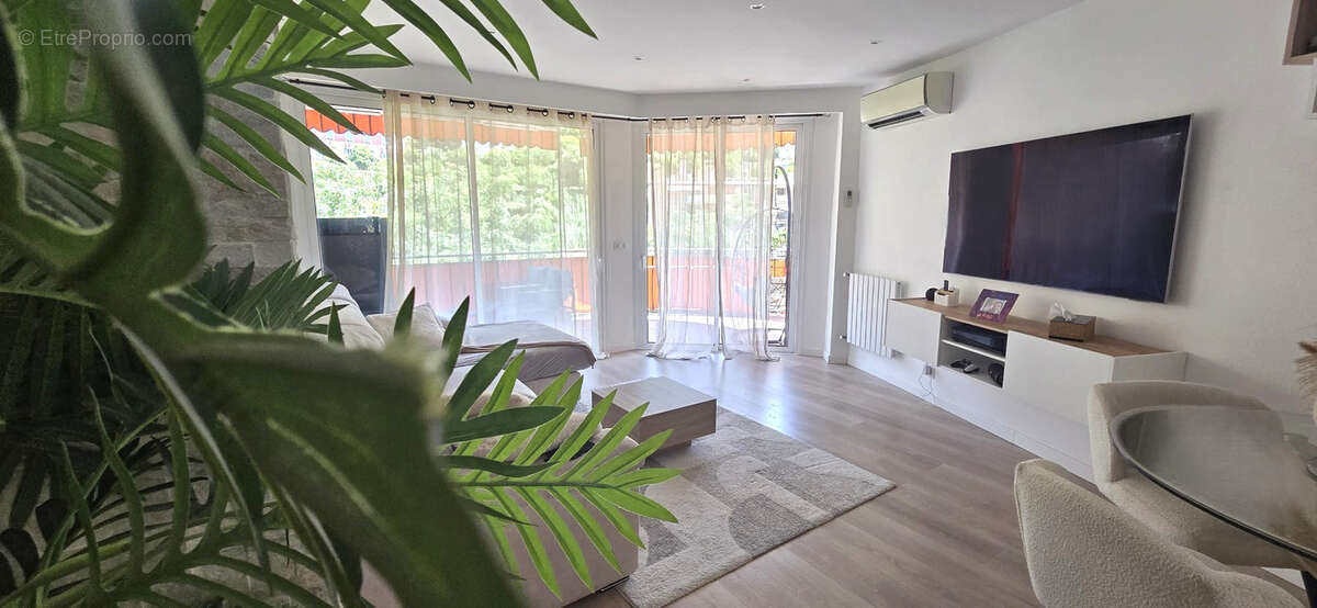 Appartement à MENTON