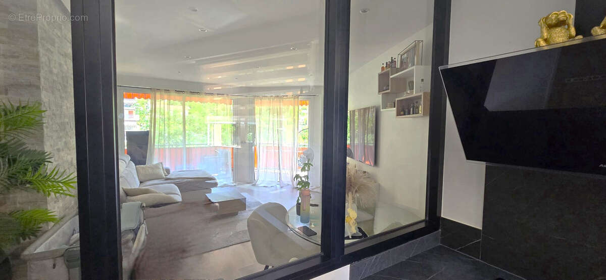 Appartement à MENTON