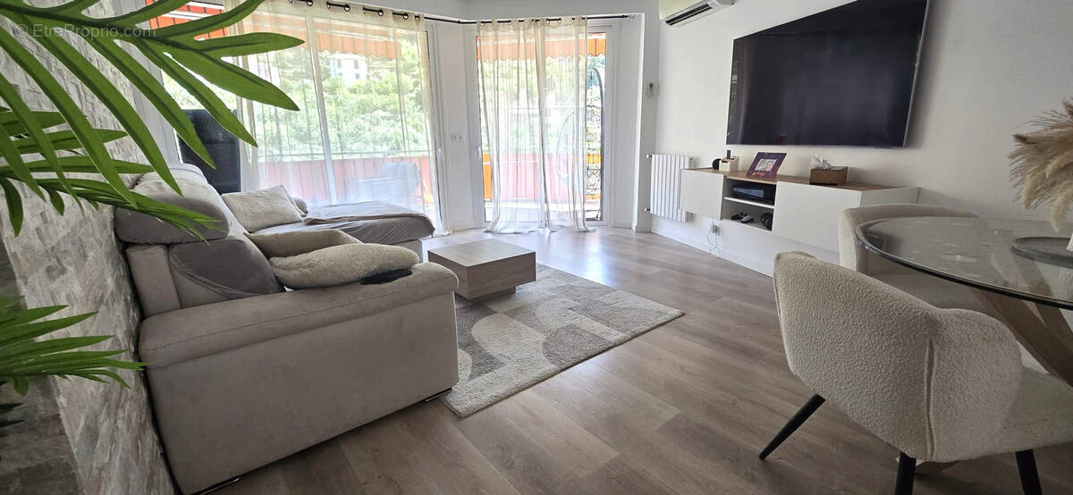 Appartement à MENTON