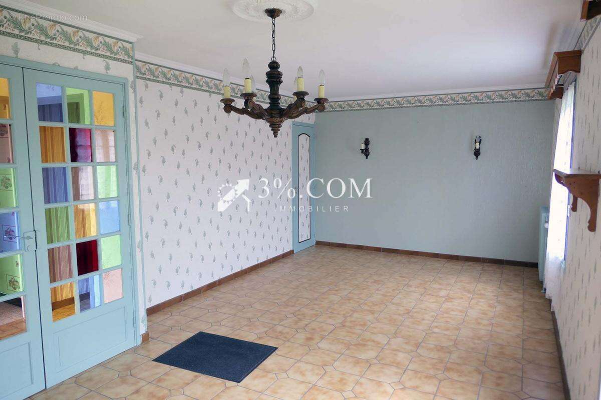 Maison à NEUFCHATEL-EN-BRAY