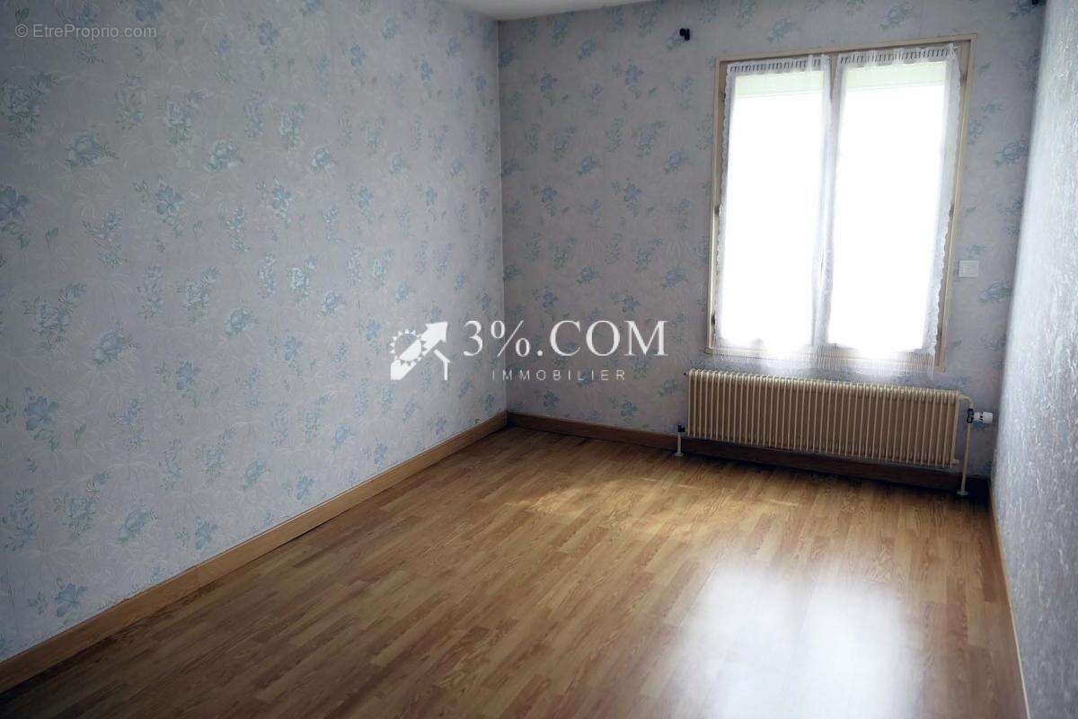 Maison à NEUFCHATEL-EN-BRAY