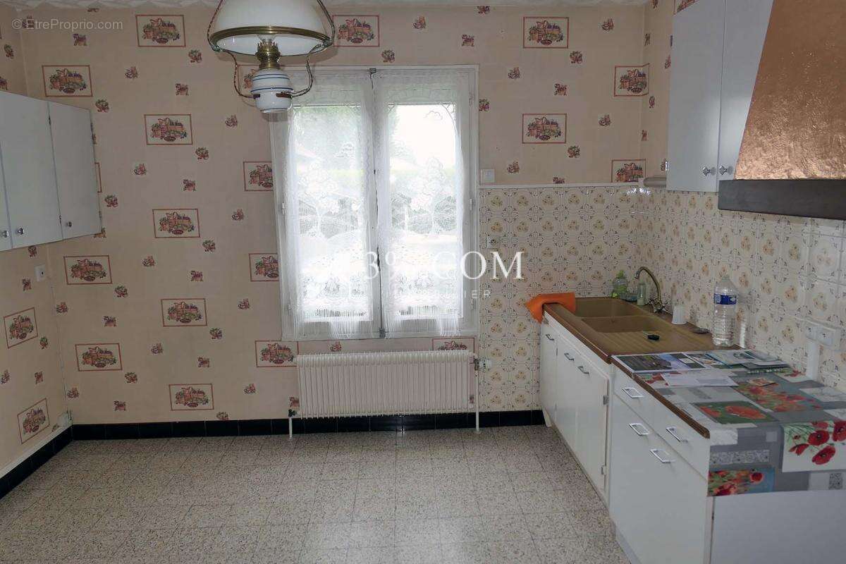 Maison à NEUFCHATEL-EN-BRAY