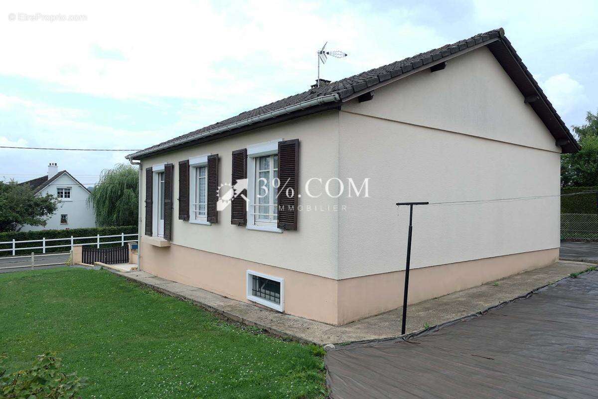 Maison à NEUFCHATEL-EN-BRAY