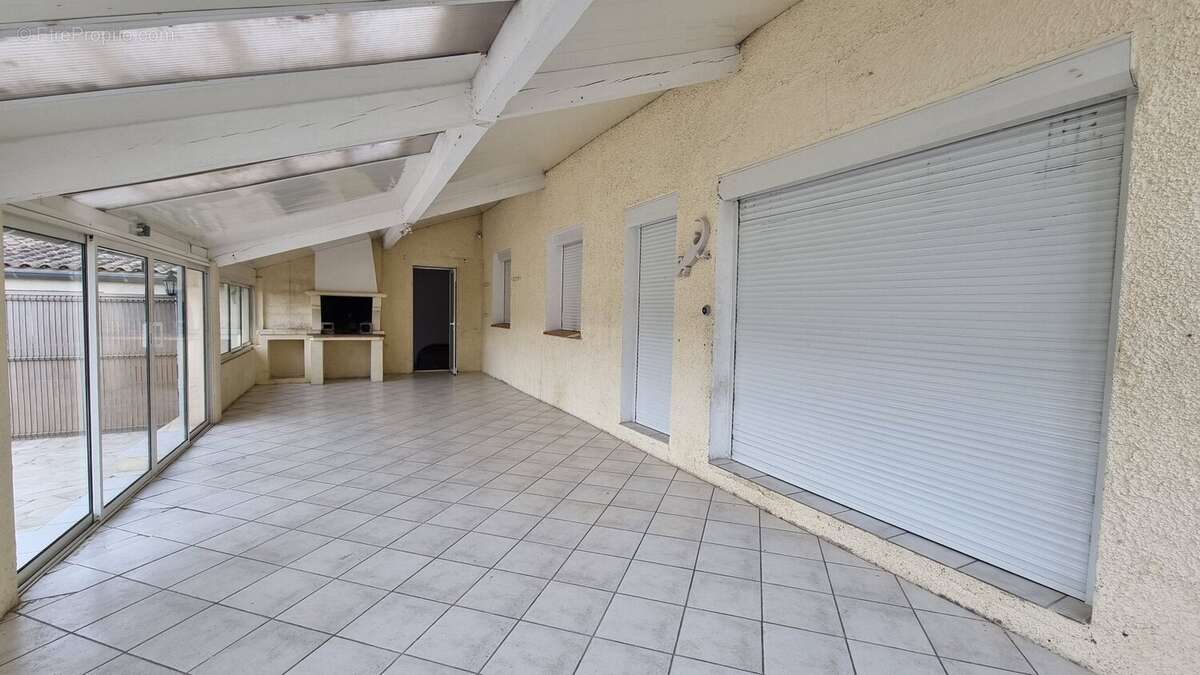 Maison à VILLENEUVE-LES-BEZIERS