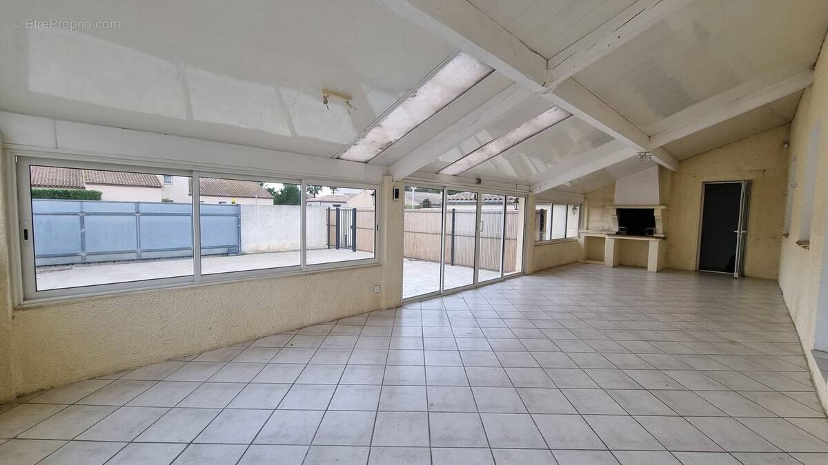 Maison à VILLENEUVE-LES-BEZIERS