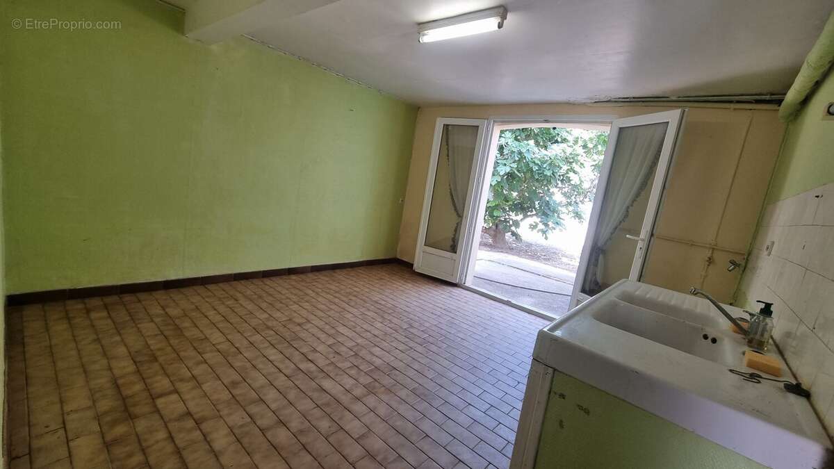 Maison à VILLENEUVE-LES-BEZIERS