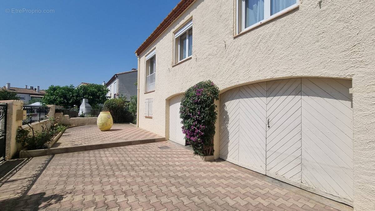 Maison à VILLENEUVE-LES-BEZIERS