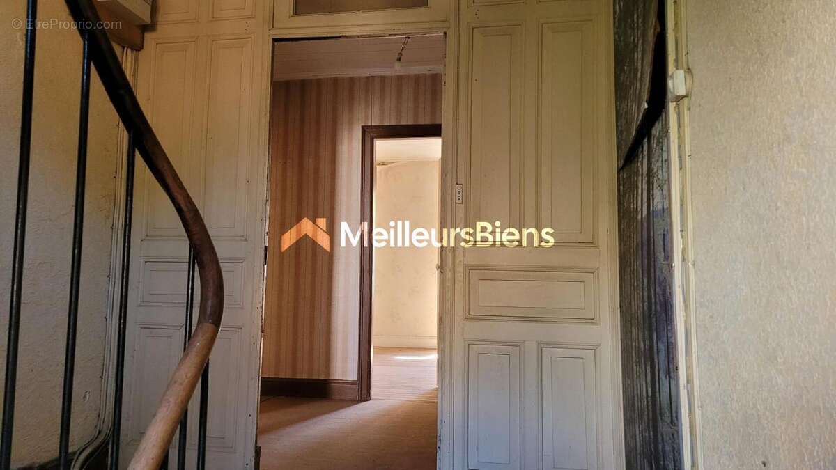 Appartement à LAROQUEBROU