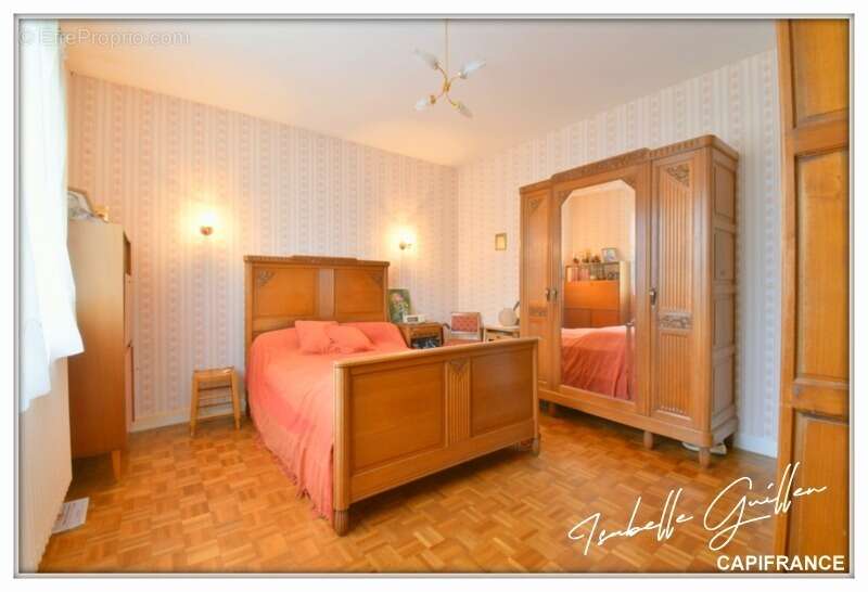 Maison à CHATEAUMEILLANT