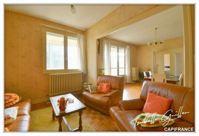 Maison à CHATEAUMEILLANT