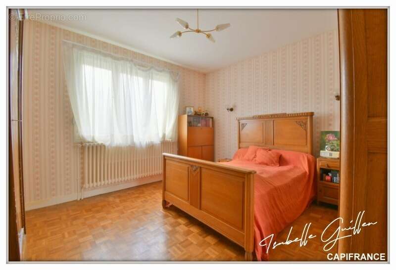 Maison à CHATEAUMEILLANT