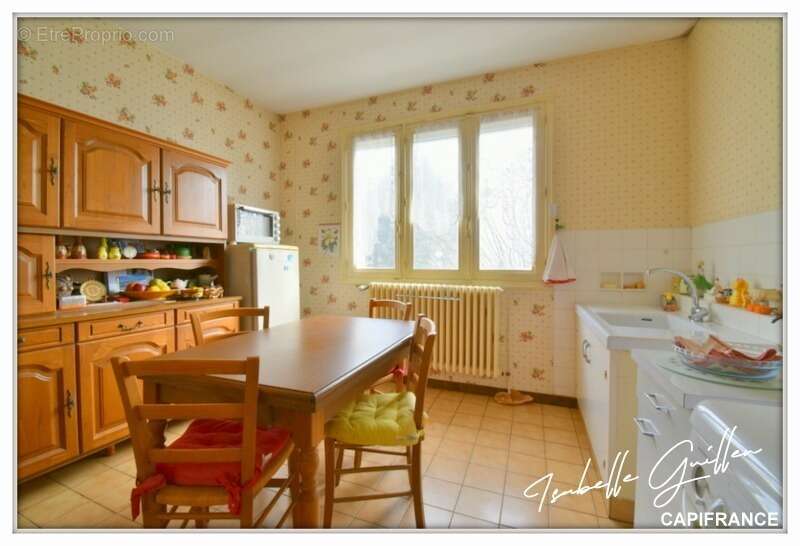 Maison à CHATEAUMEILLANT