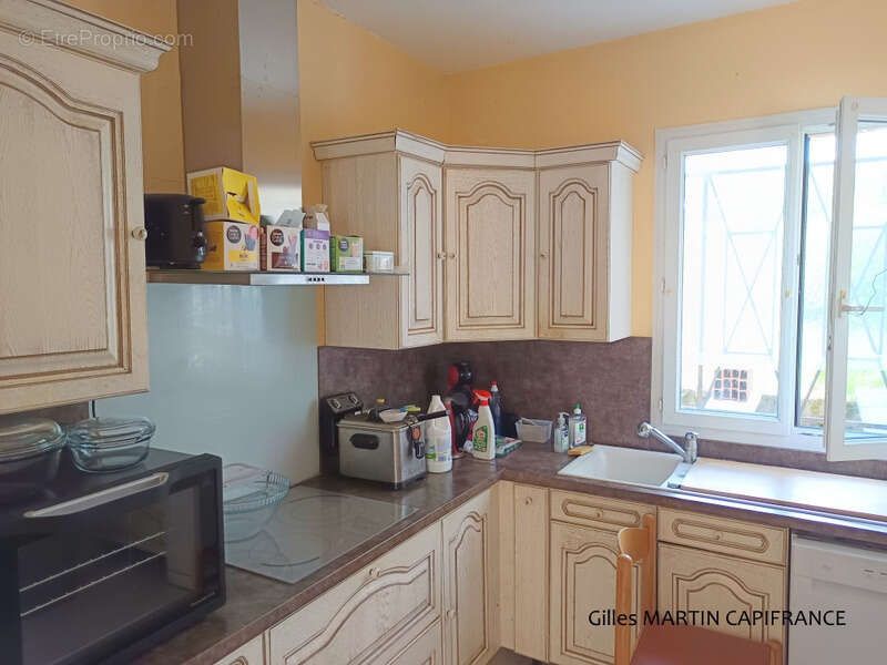 Commerce à PORT-SAINTE-FOY-ET-PONCHAPT