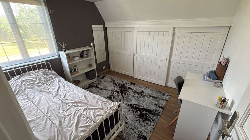 Maison à SAINT-CHRISTOPHE-SUR-CONDE