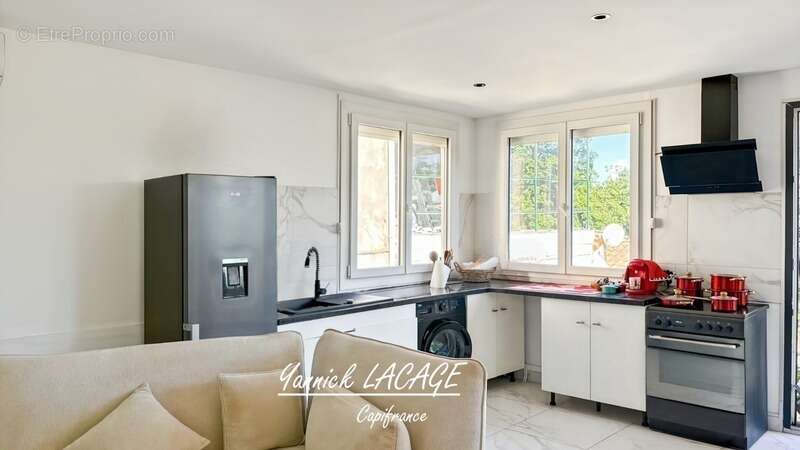 Appartement à MARSEILLE-10E