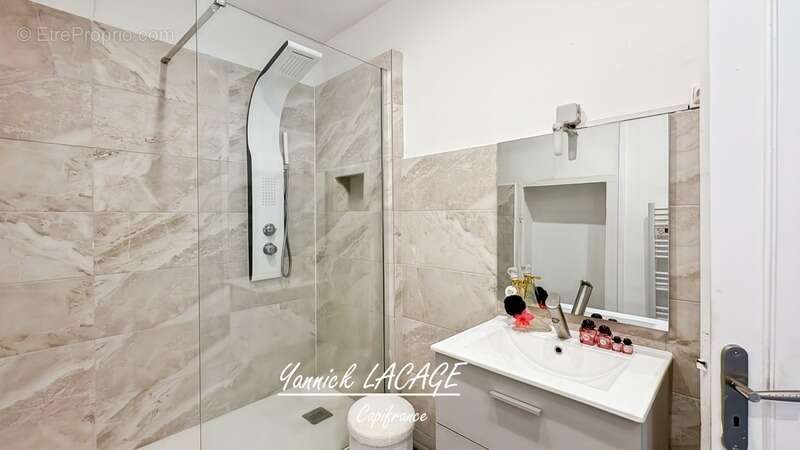 Appartement à MARSEILLE-10E