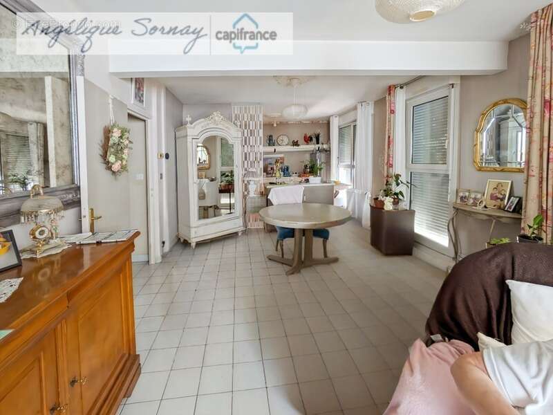 Appartement à PIERRE-DE-BRESSE