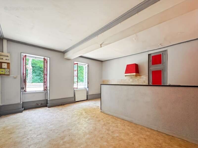 Maison à AUNAY-EN-BAZOIS