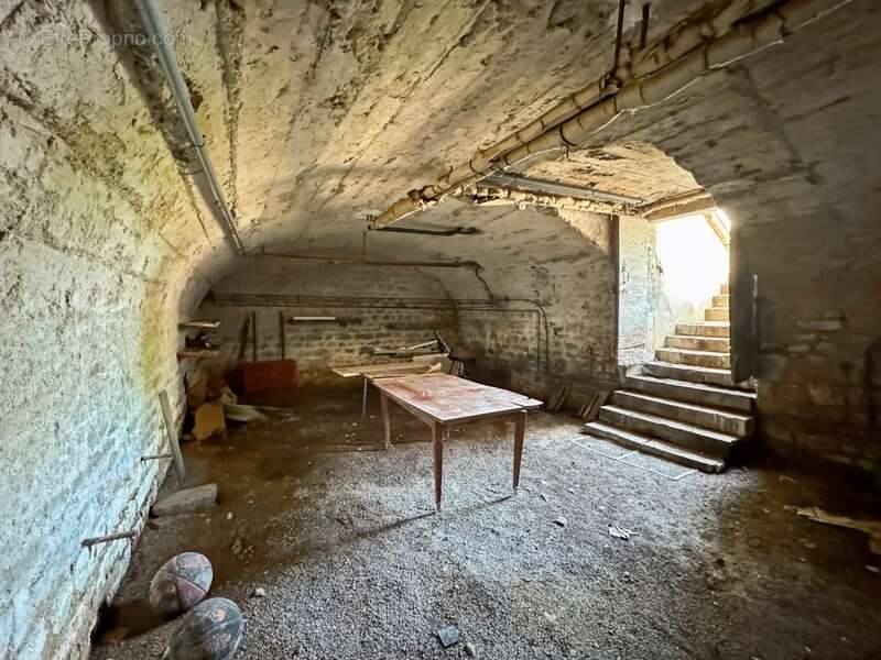 Maison à AUNAY-EN-BAZOIS