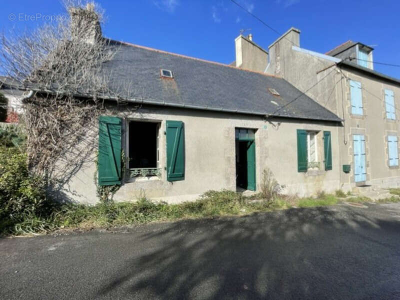 Maison à CAMARET-SUR-MER