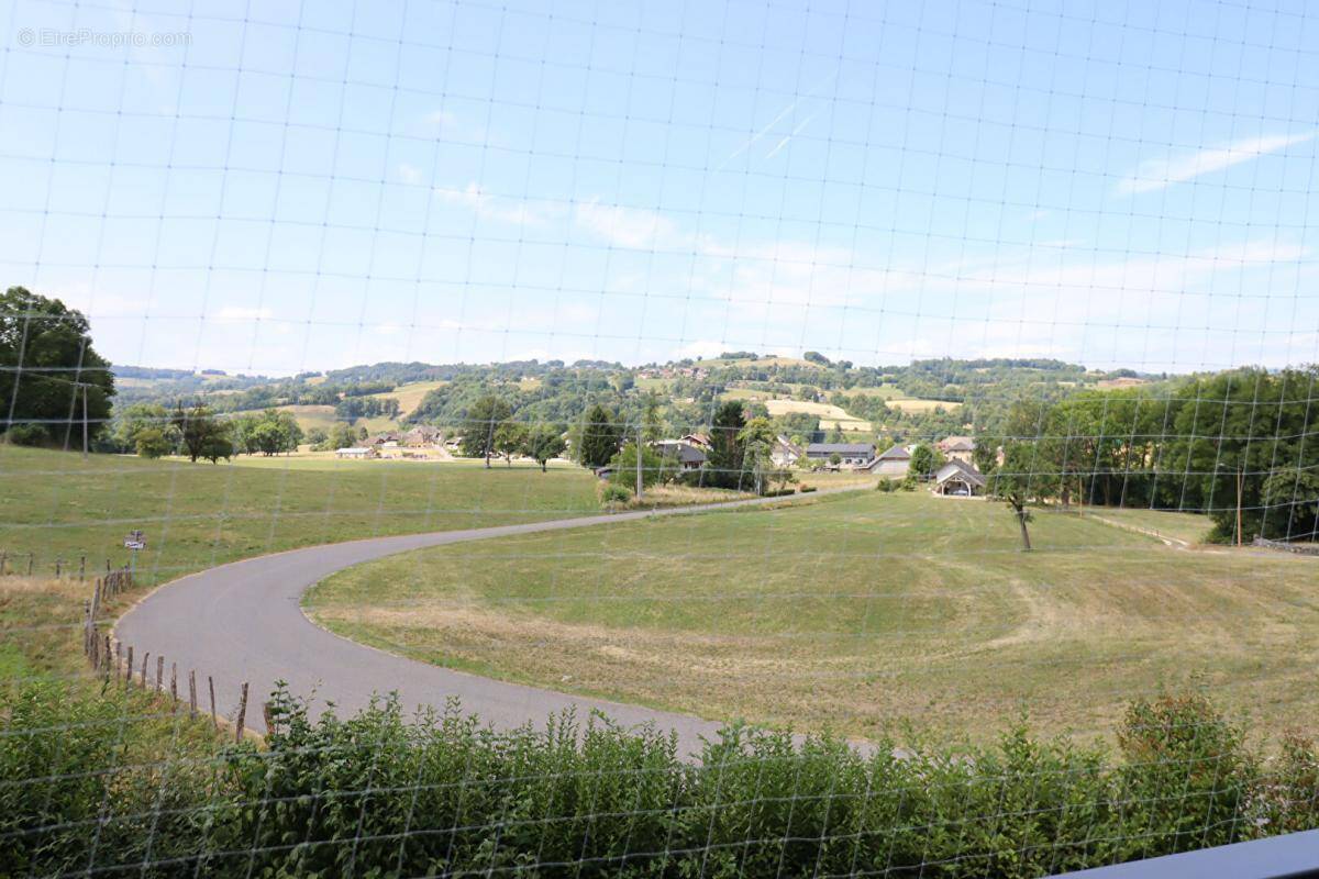 Appartement à MURES