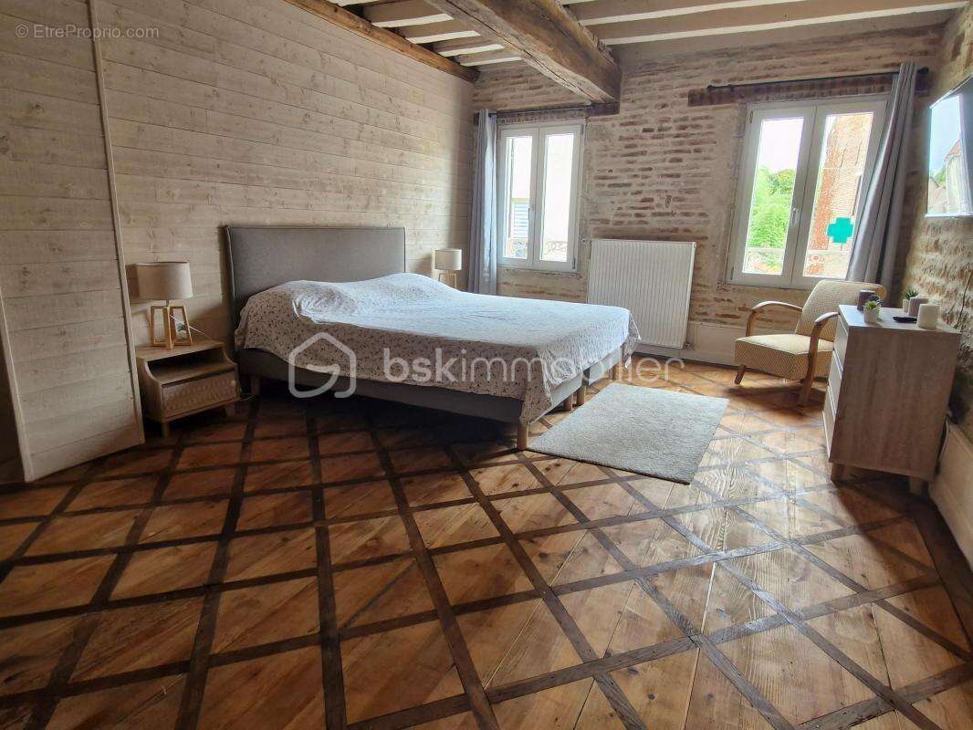 Maison à SAINT-JEAN-DE-LOSNE