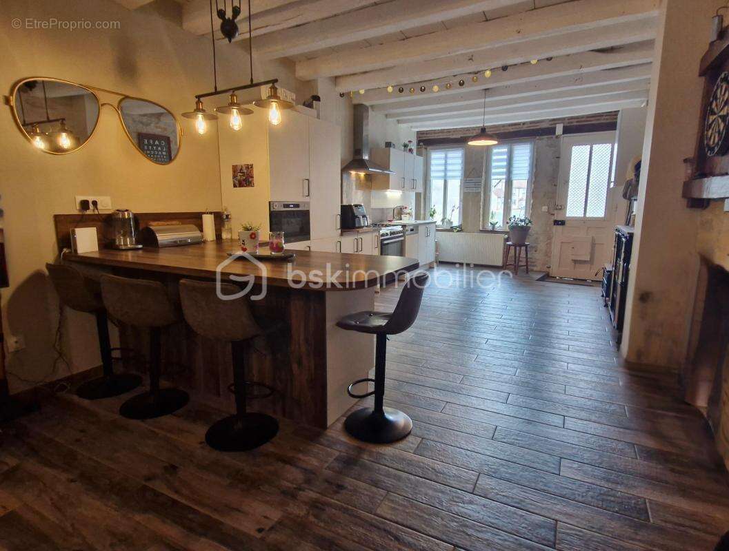 Maison à SAINT-JEAN-DE-LOSNE