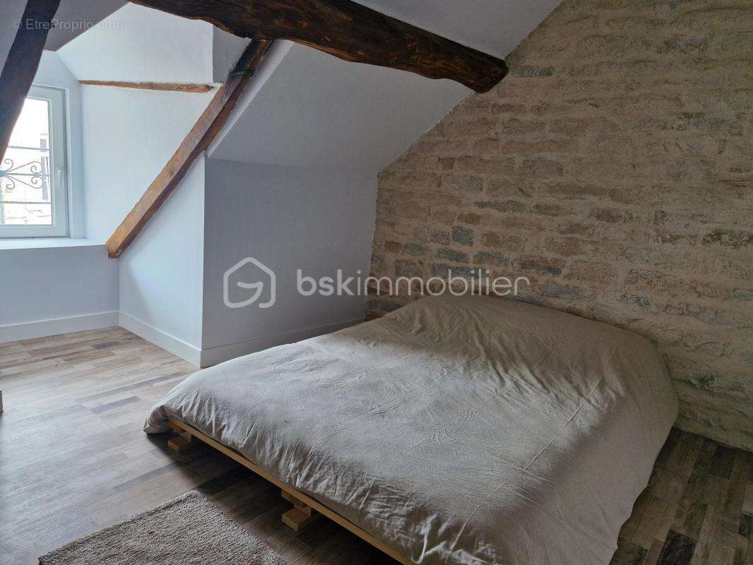 Maison à SAINT-JEAN-DE-LOSNE