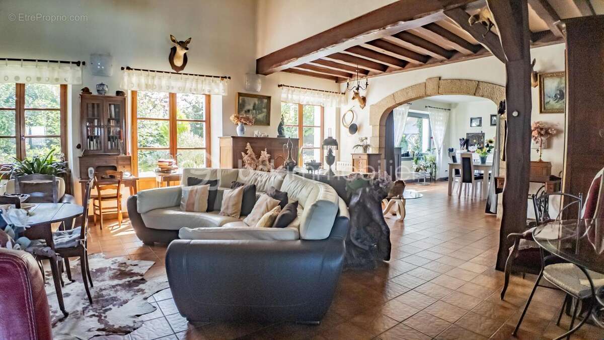 Maison à FOURCHAMBAULT