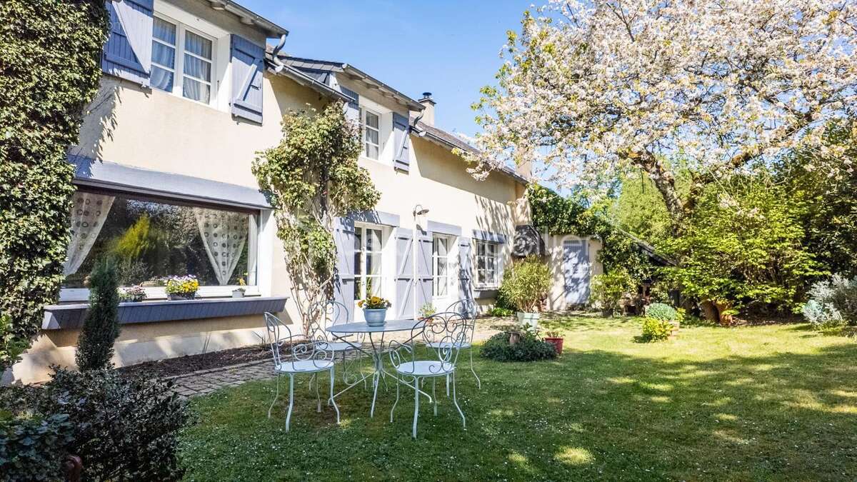 Maison à FOURCHAMBAULT