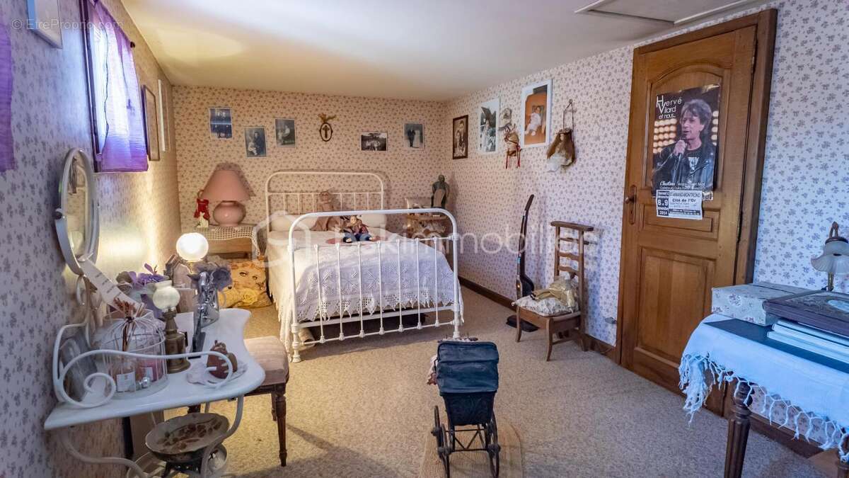 Maison à FOURCHAMBAULT