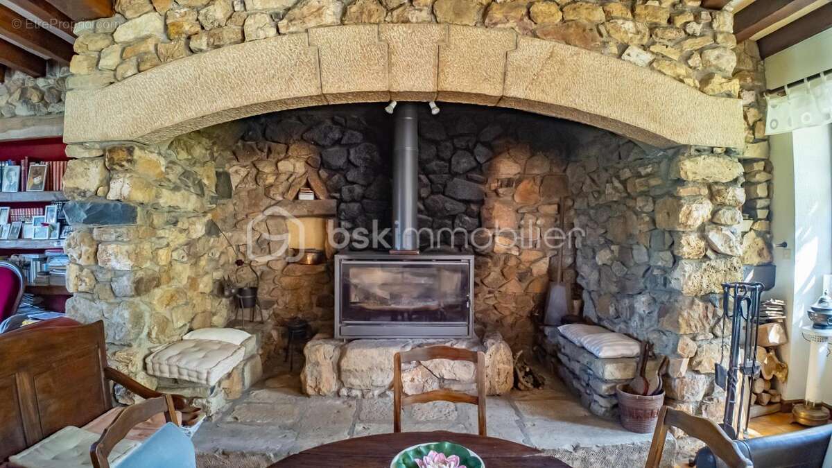 Maison à FOURCHAMBAULT