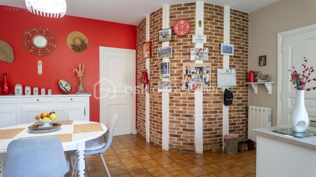 Maison à FOURCHAMBAULT