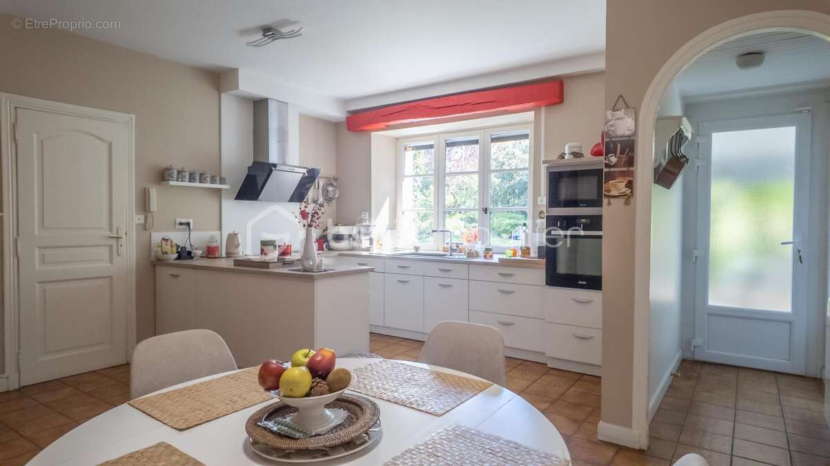 Maison à FOURCHAMBAULT