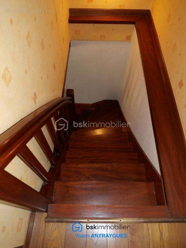 Maison à BLANQUEFORT-SUR-BRIOLANCE