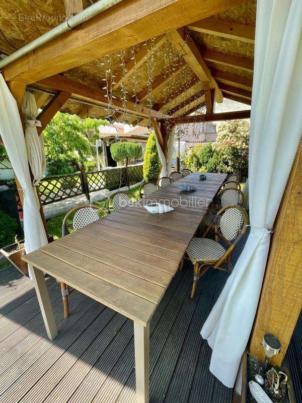 Commerce à HAM-SOUS-VARSBERG