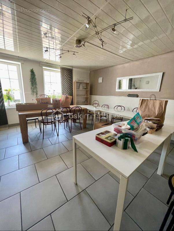 Commerce à HAM-SOUS-VARSBERG