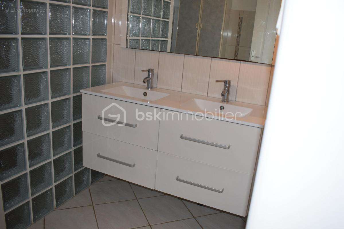 Maison à SAINT-JOSEPH