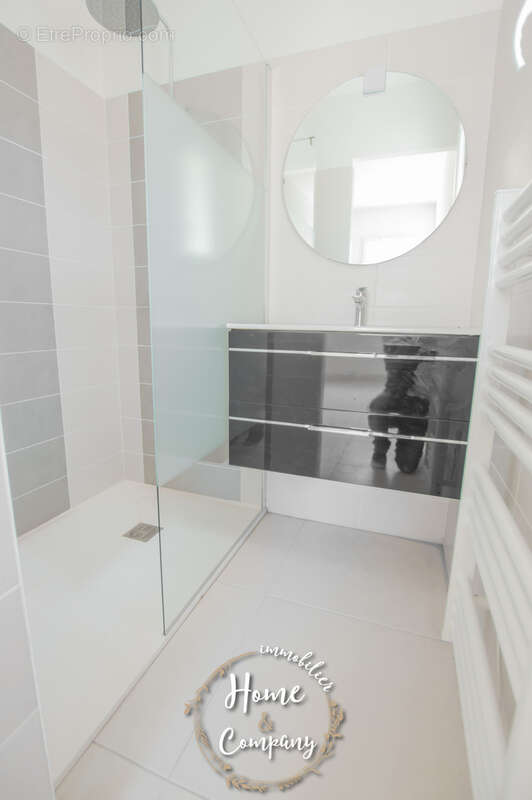 Maison à VAUX-SUR-MER