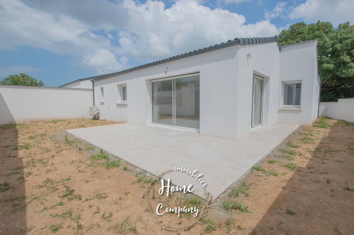 Maison à VAUX-SUR-MER