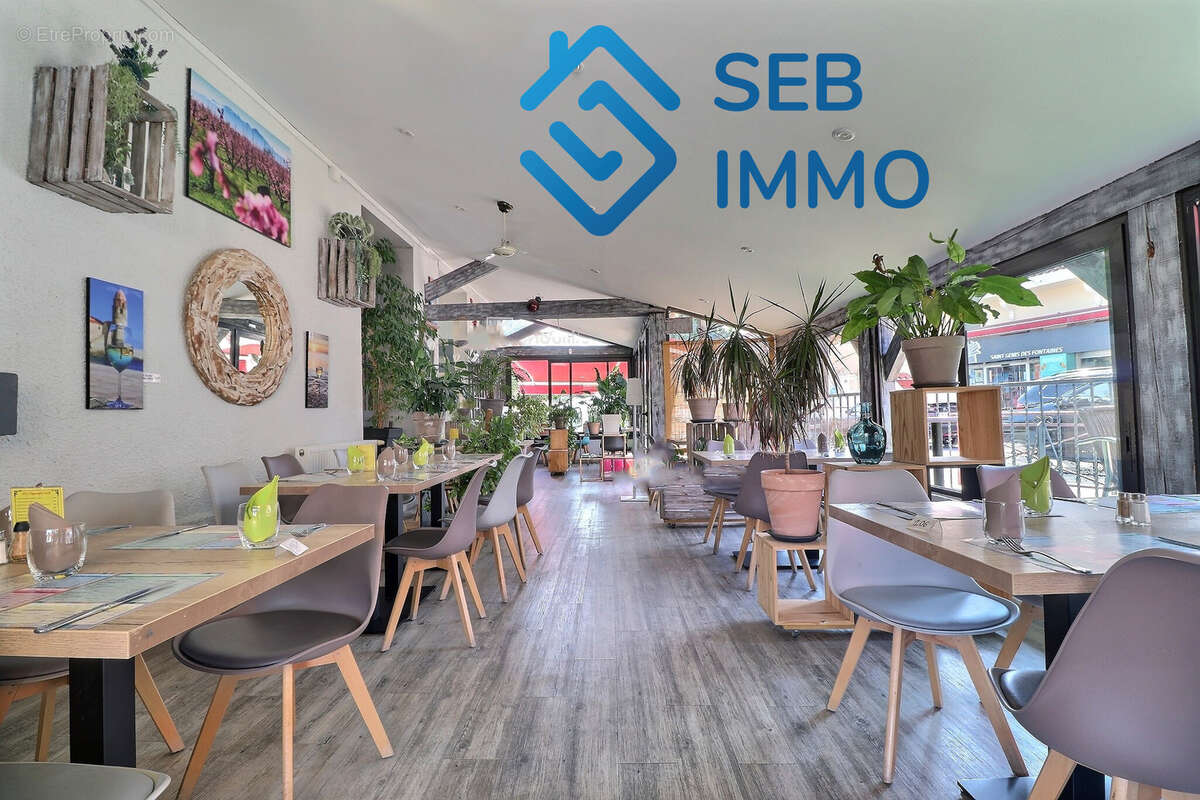 Commerce à SAINT-GENIS-DES-FONTAINES