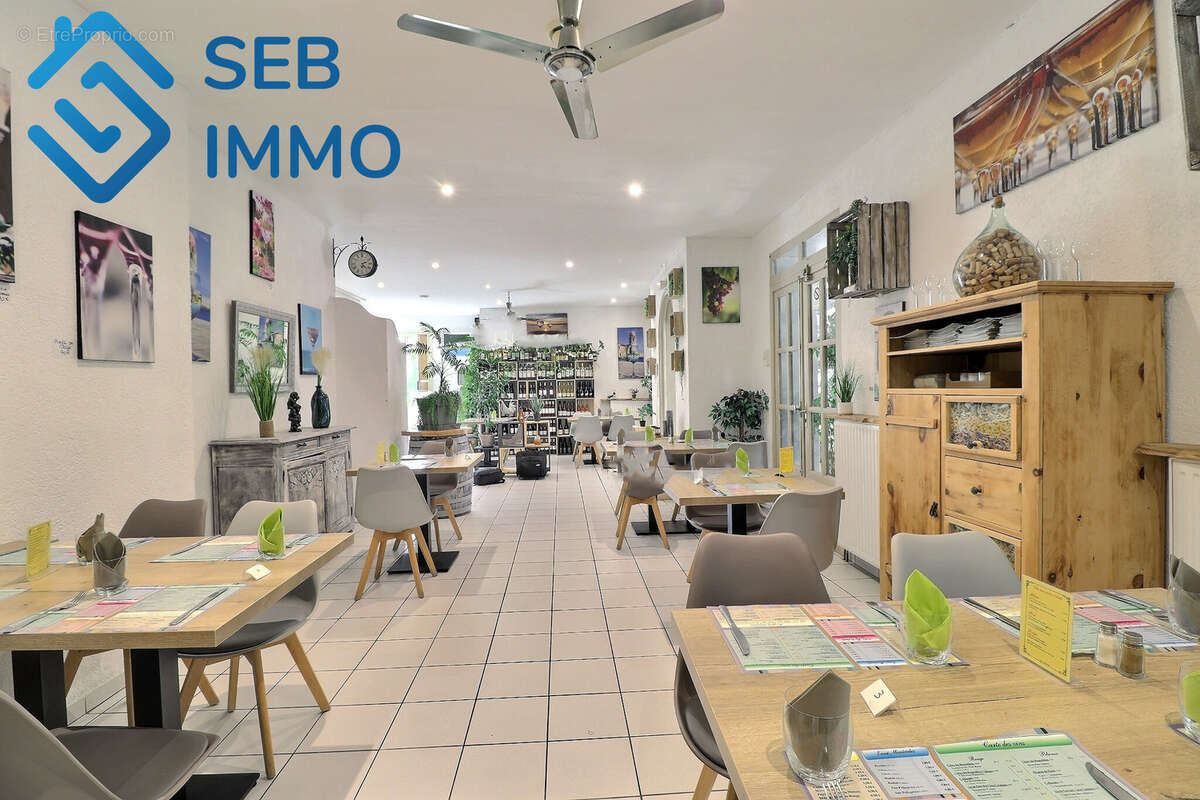 Commerce à SAINT-GENIS-DES-FONTAINES